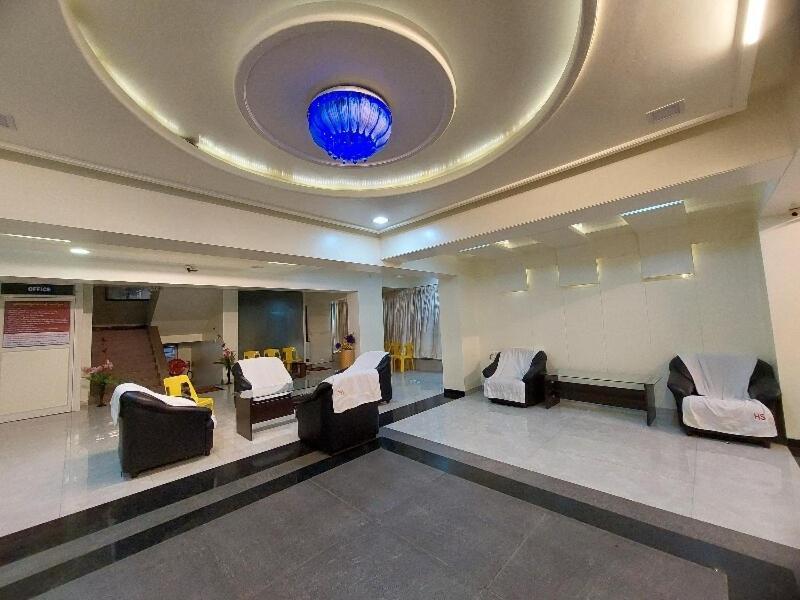 Super Hotel O Happy Homely Stay Near Pune Airport Khadki ภายนอก รูปภาพ